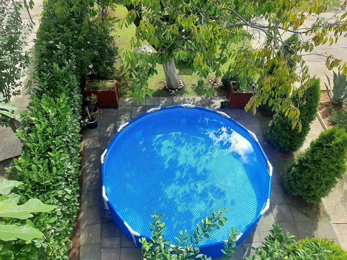 Guest House No 13 โมสตาร์ ภายนอก รูปภาพ