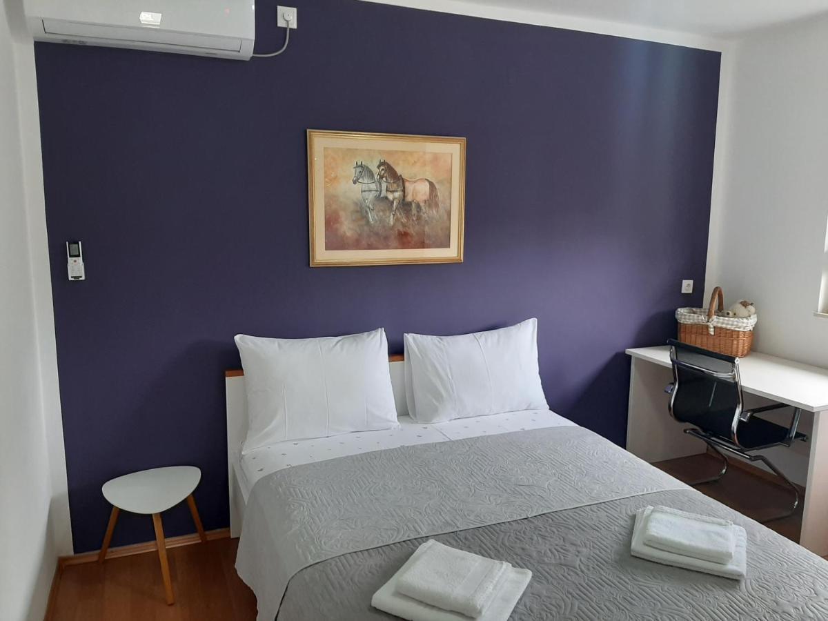 Guest House No 13 โมสตาร์ ภายนอก รูปภาพ